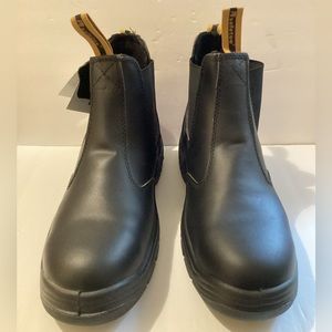 Mens Safetoe (200 joule toe cap)size 14 pull on boots